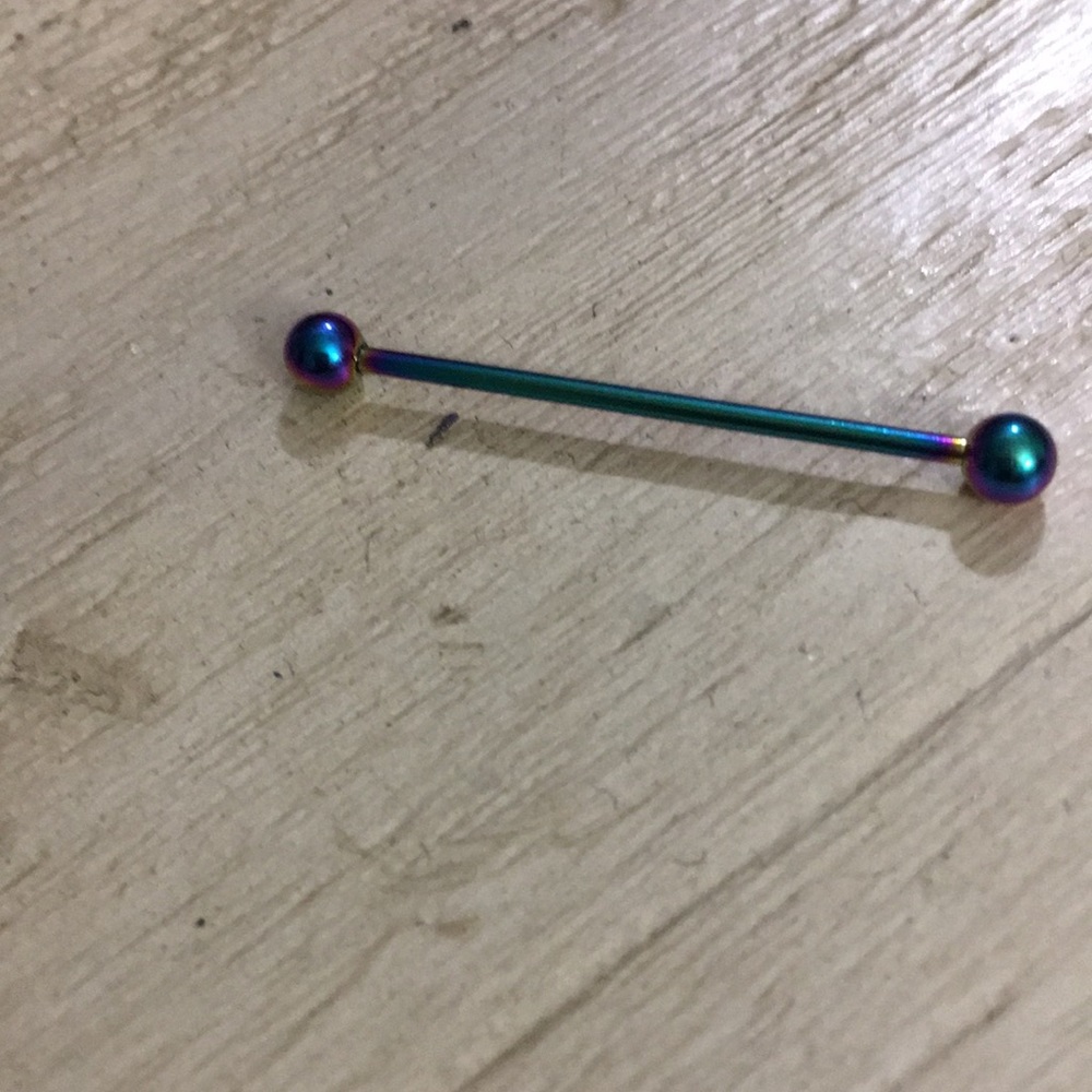 Industrial barbell body jewelry